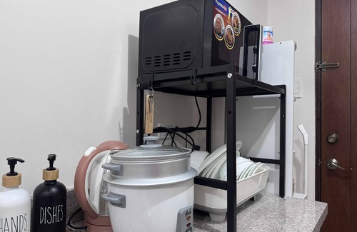 Tuba Condo | Moldex Baguio Condo - Balcony, Wifi, Netflix, Hot & Cold Shower, 24/7 Security