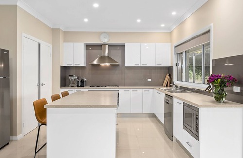 Keinbah House | Mole Hill Farmhouse - Perfect Large Families Getaways