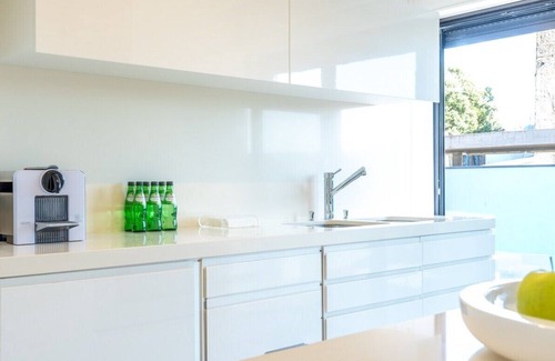 Vila Praia de Ancora Apartment | Moledo Front Beach w/Sunset Views and Pool