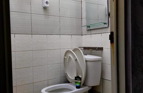 Pelabuhan Ratu House | Molek Guest House Syariah