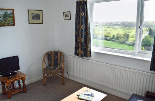 Brading House | Moles Leap