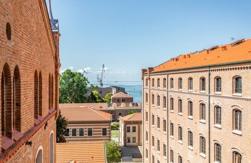 Molina Apartment | Molino Stucky Residence Galea Suite
