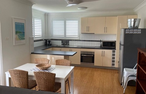 Mollymook Apartment | Mollymook Sunrise Apartment