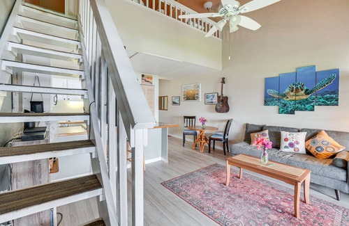 Kaunakakai Condo | Molokai Island Loft: Lanai, Pool + Walk to Beach!