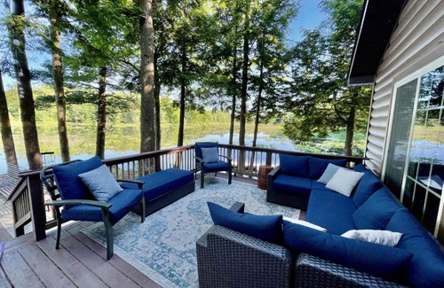Cambridge Springs House | Mom & Pop's: Waterfront,Nature,Togetherness