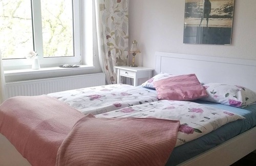 Panten Bed & Breakfast | Mom's Bed & Breakfast - Doppelzimmer mit Etagendusche