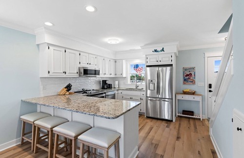 Holden Beach House | Mom's Gift/256-B Brunswick Ave West -