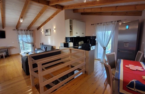 Maleme House | MOMENTUM X maisonette with swimming pool,quiet area,best sea view near the beach