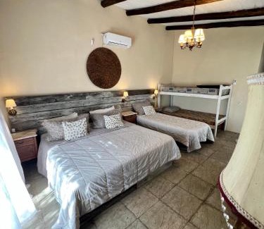 Esquina House | Momocho