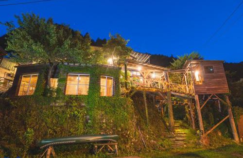 Miyoshi House | Momonga Village