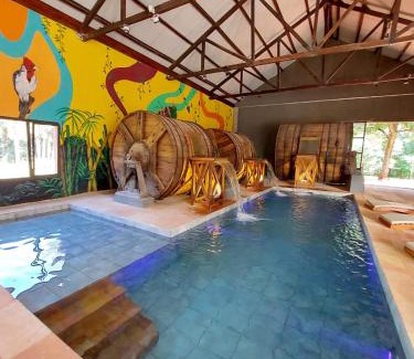 Santa Ana Resort | Momora distrito selva