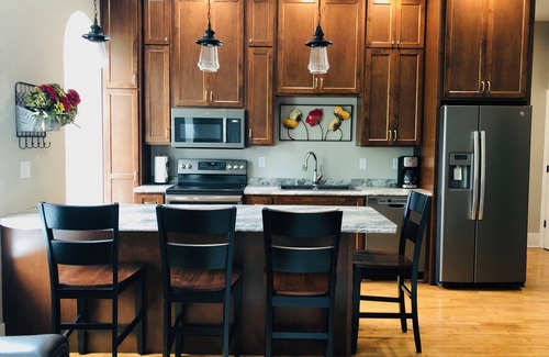 Green Lake Apartment | Mona K's-Little Green Rental