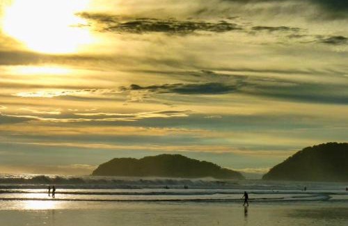 Jaco Apartment | Monaco Condominiums Unit 3, Luxury 3BR Poolside Escape, Walk to Beach