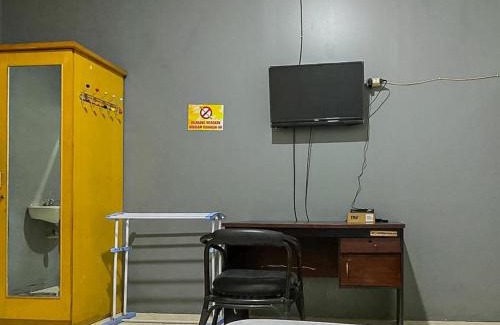 Darmo Hotel | Monalisa Homestay Mitra RedDoorz