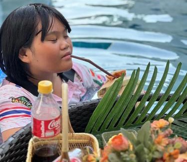 Pattaya Bay House | Monalisa pararise pool