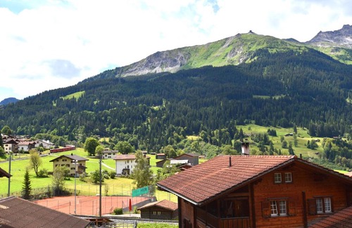 Klosters Dorf Apartment | Monami Apartments Klosters, Elisas Zugwald