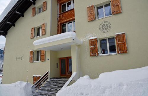 Klosters Platz Apartment | Monami Apartments Klosters, Apt. Solavers No 1