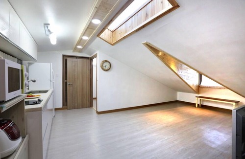 Sanyang-eup House | Monami Pension