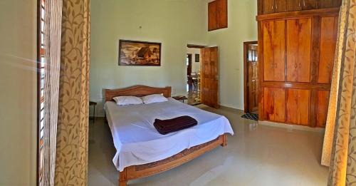 Mandarthi Villa | Monappa Estate - Top Rated - Luxury Villa