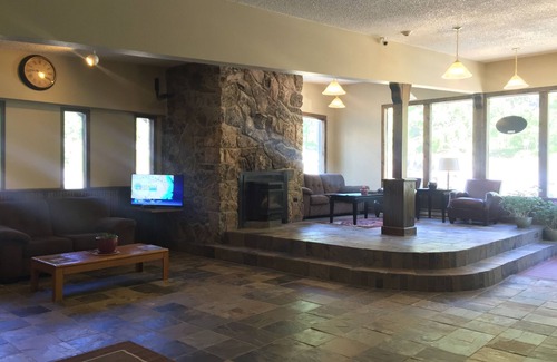Garfield Hotel | Monarch Mountain Lodge