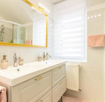 Mosonmagyarovar Apartment | Monarchia Apartman Pearl