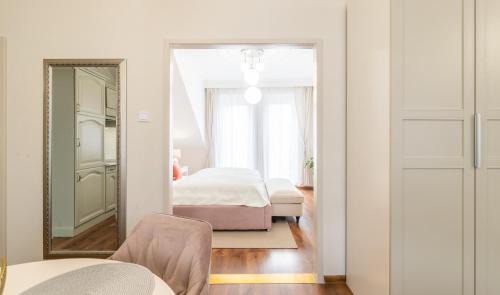 Mosonmagyarovar Apartment | Monarchia Apartman Pearl