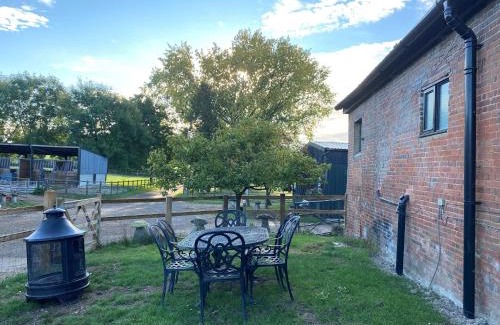 Michelmersh House | Monarchs View Farmstay
