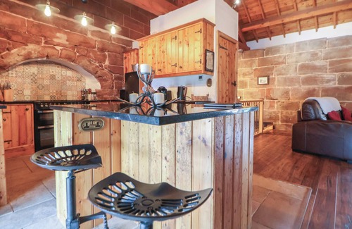 Hapsford Cottage | Monastery Hall