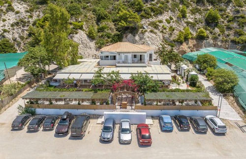 Agios Nikitas House | Monato Luxury Apartments