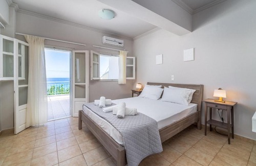 Agios Nikitas House | Monato Luxury Apartments