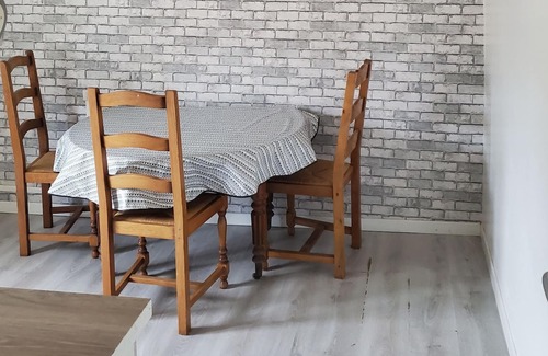 Monchy-Humieres Apartment | Monchy Humieres au Cœur du Village Studio Meublé et Équipé