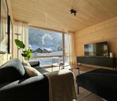Andermatt Apartment | Mondholz Ferienwohnung