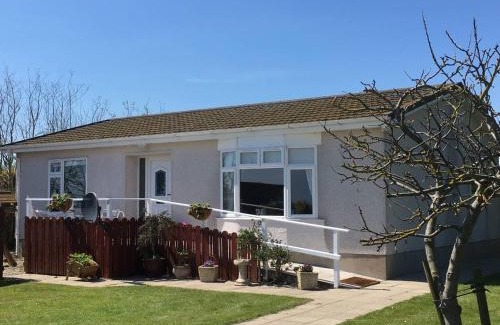 Annalong House | Moneydarragh Cottage with uninterrupted mountain and sea views- Hot tub available for hire