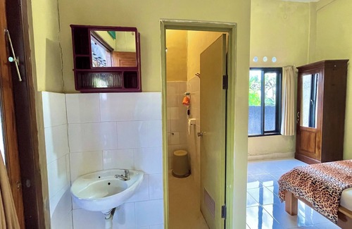 Penebel House | Mongan Homestay Beside The Belulang Hot Spring