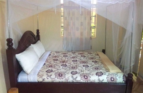 Narok Bed & Breakfast | Mongare Lodge and restaurant