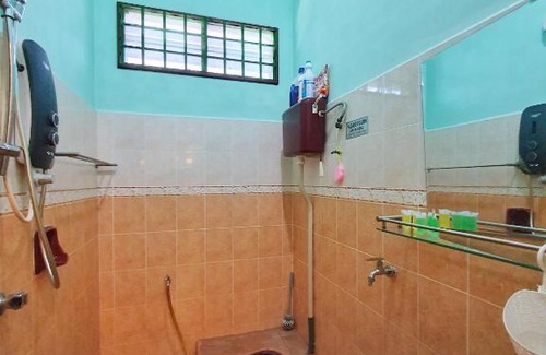 Marang House | Monie's Homestay Marang
