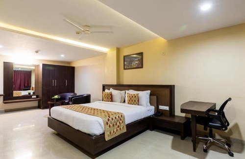 Sanwer Hotel | Monk's Nirvanaa Hotel & Resort