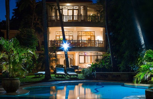 Diani Beach Villa | Monkey Beach House, Beachfront, Ocean Views, Shared Pool, Staff Provided