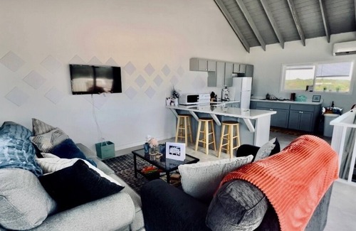 Farmer's Hill House | Monkey Sea House, Unit 2