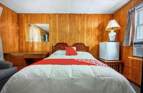 Neptune City Hotel | Monmouth OYO