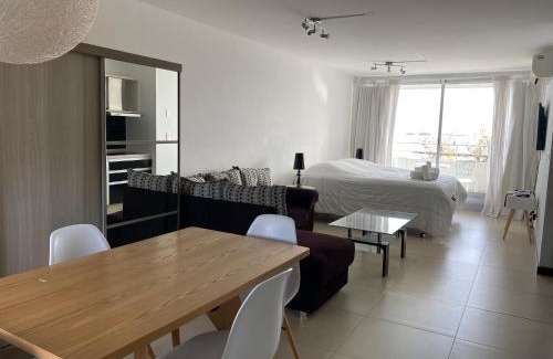 Real de San Carlos Apartment | Mono Balcón Vista al Río Nª 208, Colonia del Sacramento