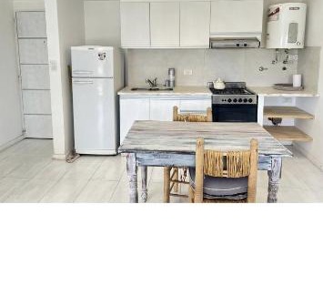San Nicolas de los Arroyos Apartment | Monoambiente luminoso céntrico con cochera