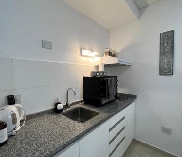 Cipolletti Apartment | Monoambiente Home&Office