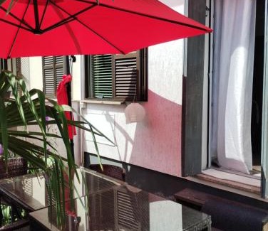 Villaggio degli Sposi Apartment | Monolocale, 10' dal centro, dall'aeroporto, con patio esterno