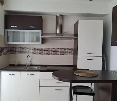 Peschiera Borromeo House | Monolocale a 10 min aereoporto di Linate