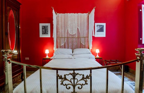 Paola House | Monreal Boutique Townhouse - R024RM4