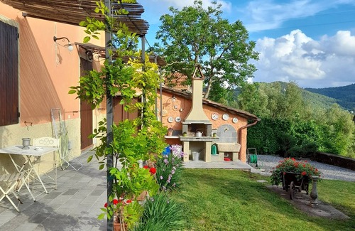 Villabuona Cottage | Monsagrati: Country Cottage/Gite - Monsagrati