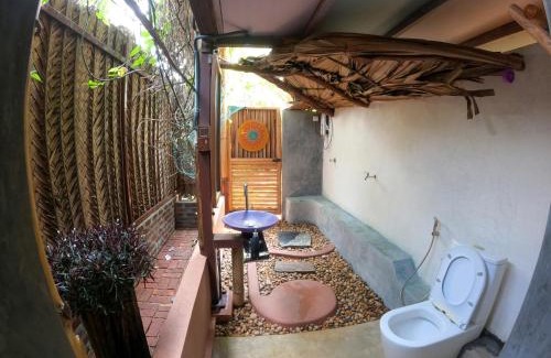 Pottuvil Bed & Breakfast | Monsoon Eco Resort - Whisky point Arugambay