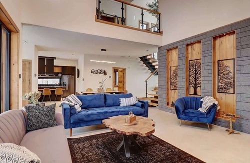 Potton Ski Chalet | Mont Owl's Head - Sauna - Spa - Inground Pool