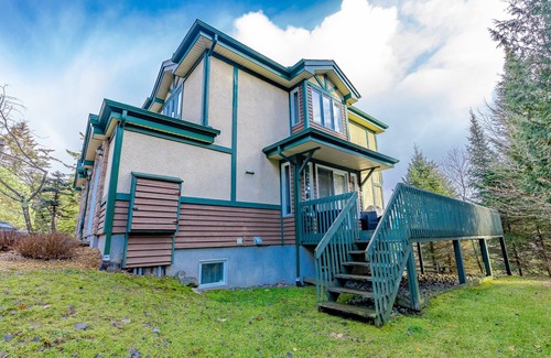 Mont-Tremblant House | Mont Tremblant Hideaway - Three Bedroom Unit - Ski, Bike and Golf!